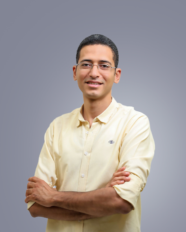 د. أحمد اشرف